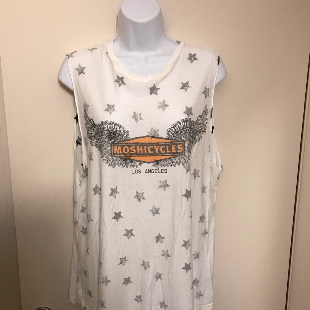Adorable excellent condition Lauren Moshi top!